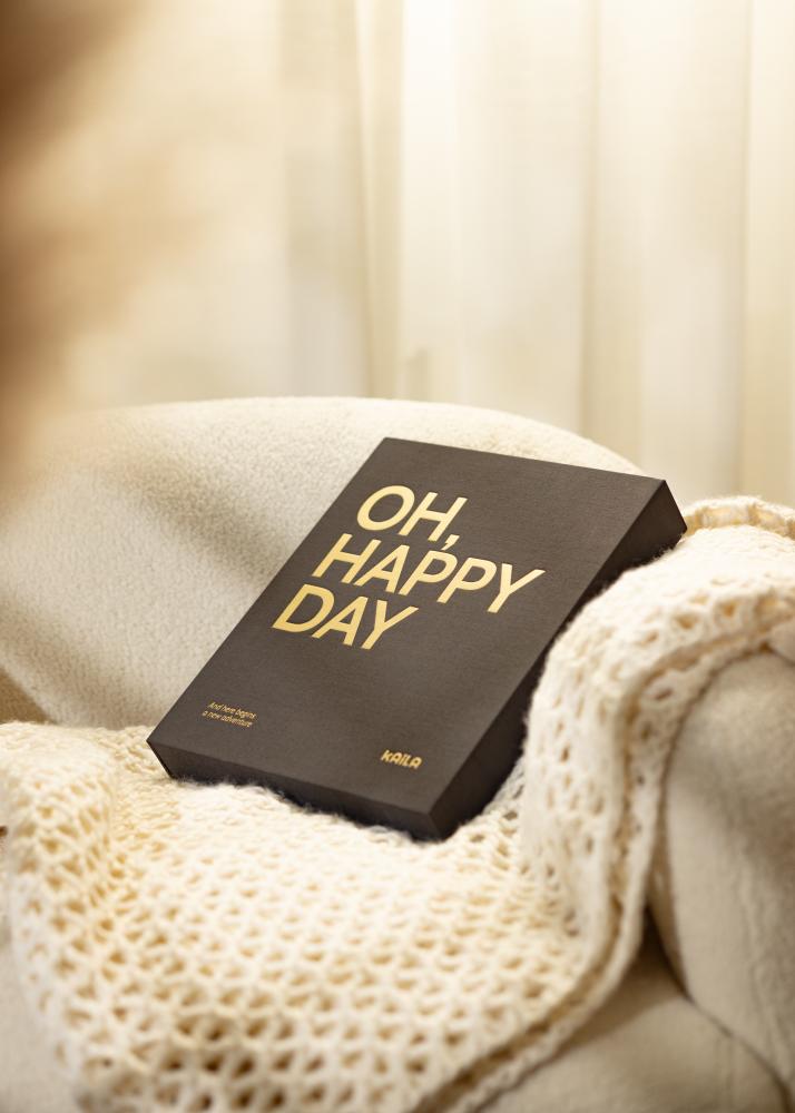 KAILA OH HAPPY DAY Black - Coffee Table Photo Album (60 Cierna Strany)