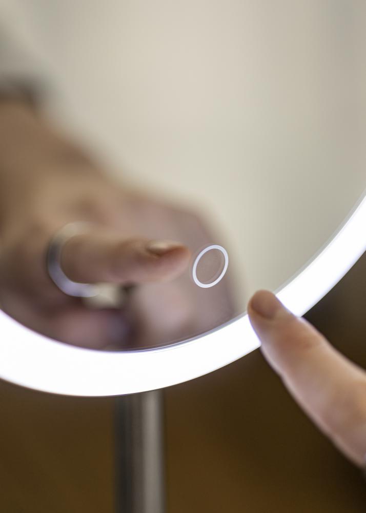 KAILA Kozmetické zrkadlo Pillar LED Magnifying 20 cm Ø