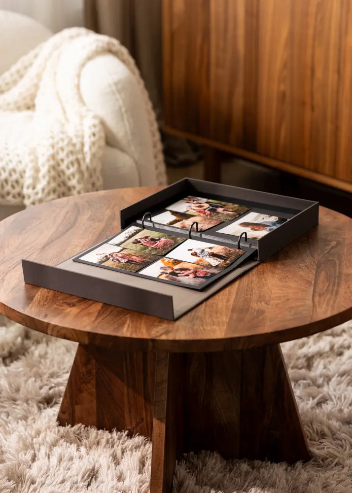 KAILA THE STORY OF US Creme - Coffee Table Photo Album (60 Cierna Sidor)