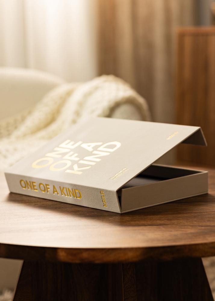 KAILA ONE OF A KIND Creme - Coffee Table Photo Album (60 Cierna Sidor)