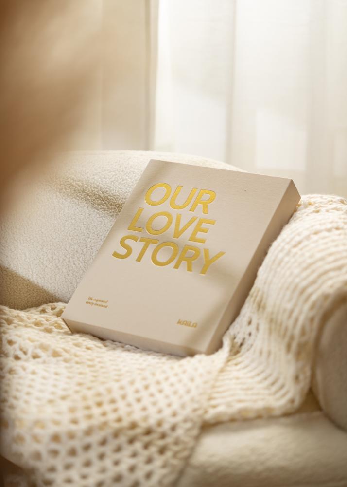 KAILA OUR LOVE STORY Creme - Coffee Table Photo Album (60 Cierna Sidor)