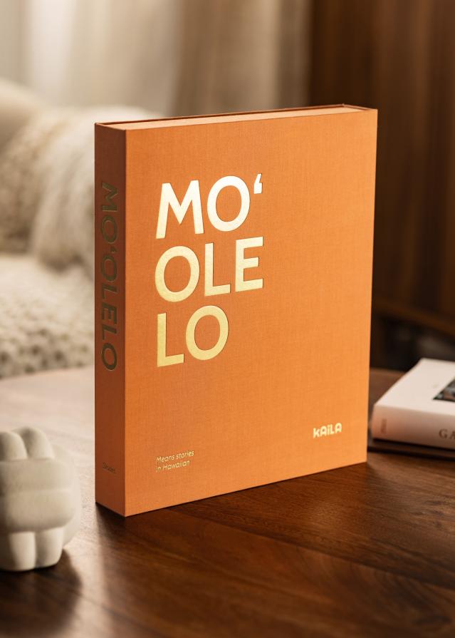 KAILA MO'OLELO - Coffee Table Photo Album (60 Cierna Strany / 30 listov)