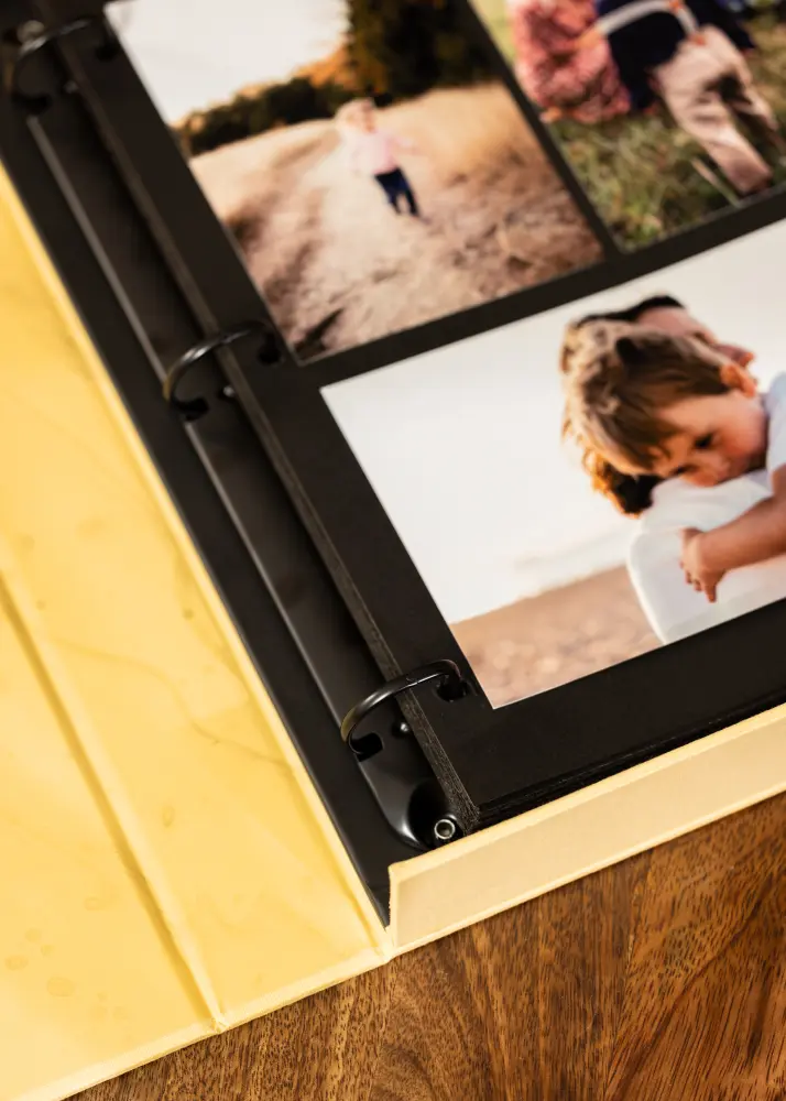 KAILA HI LITTLE ONE Yellow - Coffee Table Photo Album (60 Cierna Stránky)