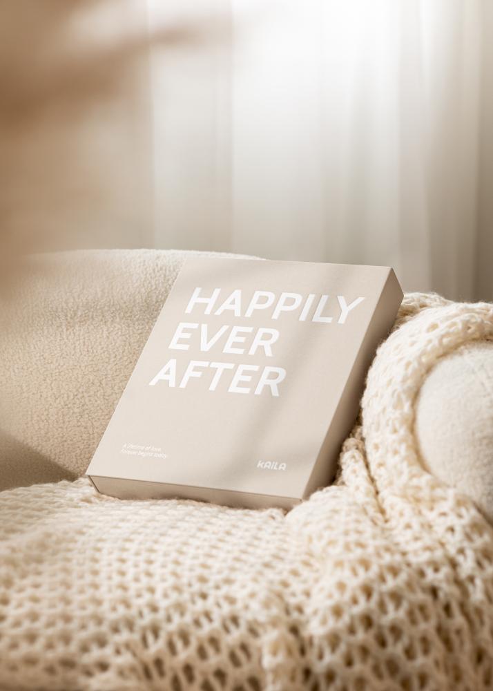 KAILA HAPPILY EVER AFTER Creme - Coffee Table Photo Album (60 Cierna Sidor)